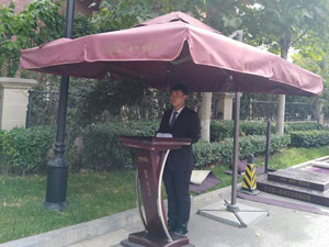 �������